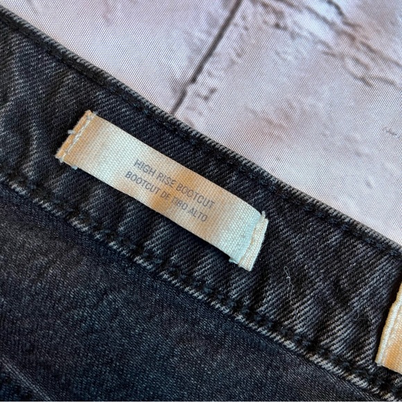 Universal Thread Black Denim Cut Off High Rise Shorts Size 10 - Picture 2 of 7